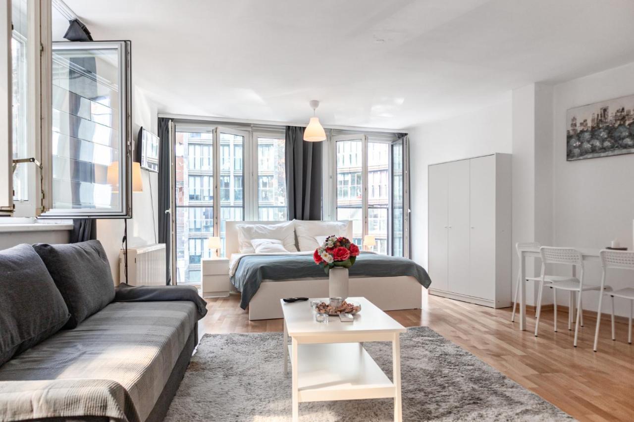 Gasometer Apartment - Designer Building With Amazing View Vienna Luaran gambar