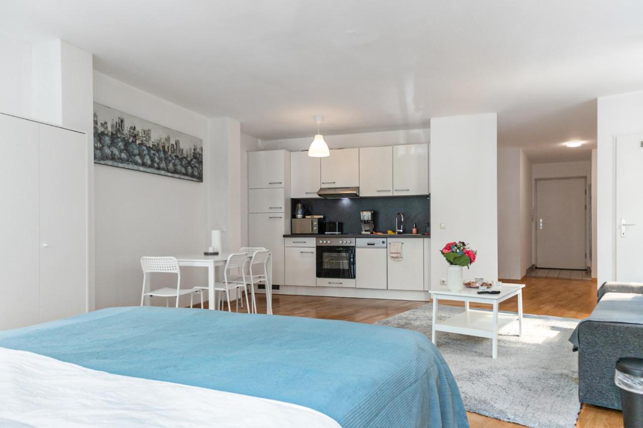 Gasometer Apartment - Designer Building With Amazing View Vienna Luaran gambar