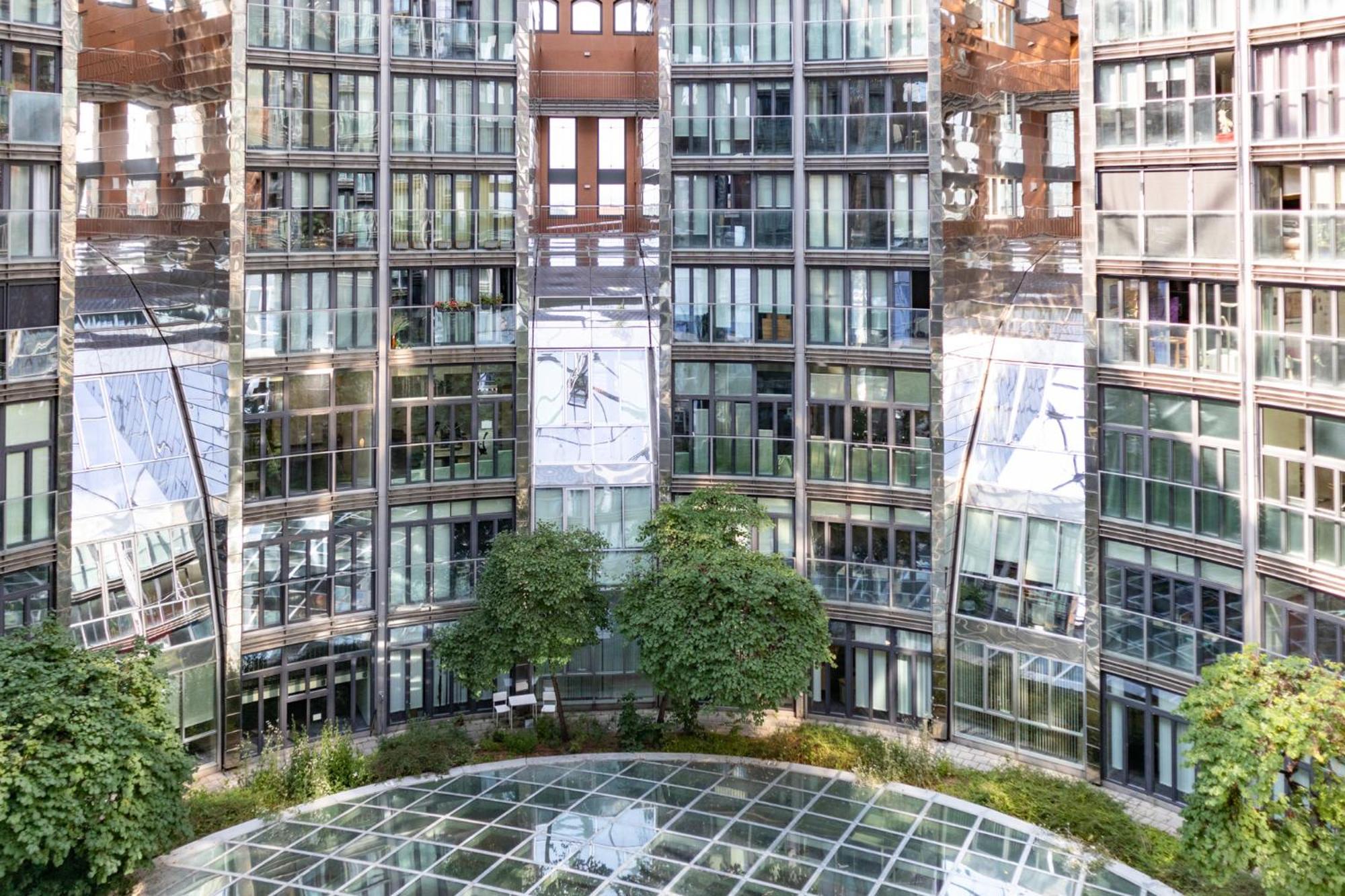 Gasometer Apartment - Designer Building With Amazing View Vienna Luaran gambar